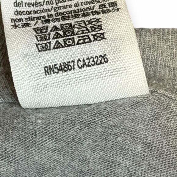 PINK VICTORIA’S SECRET Women’s Gray White Stripe Sleeve V-Neck Tee Size Medium - Picture 4 of 5